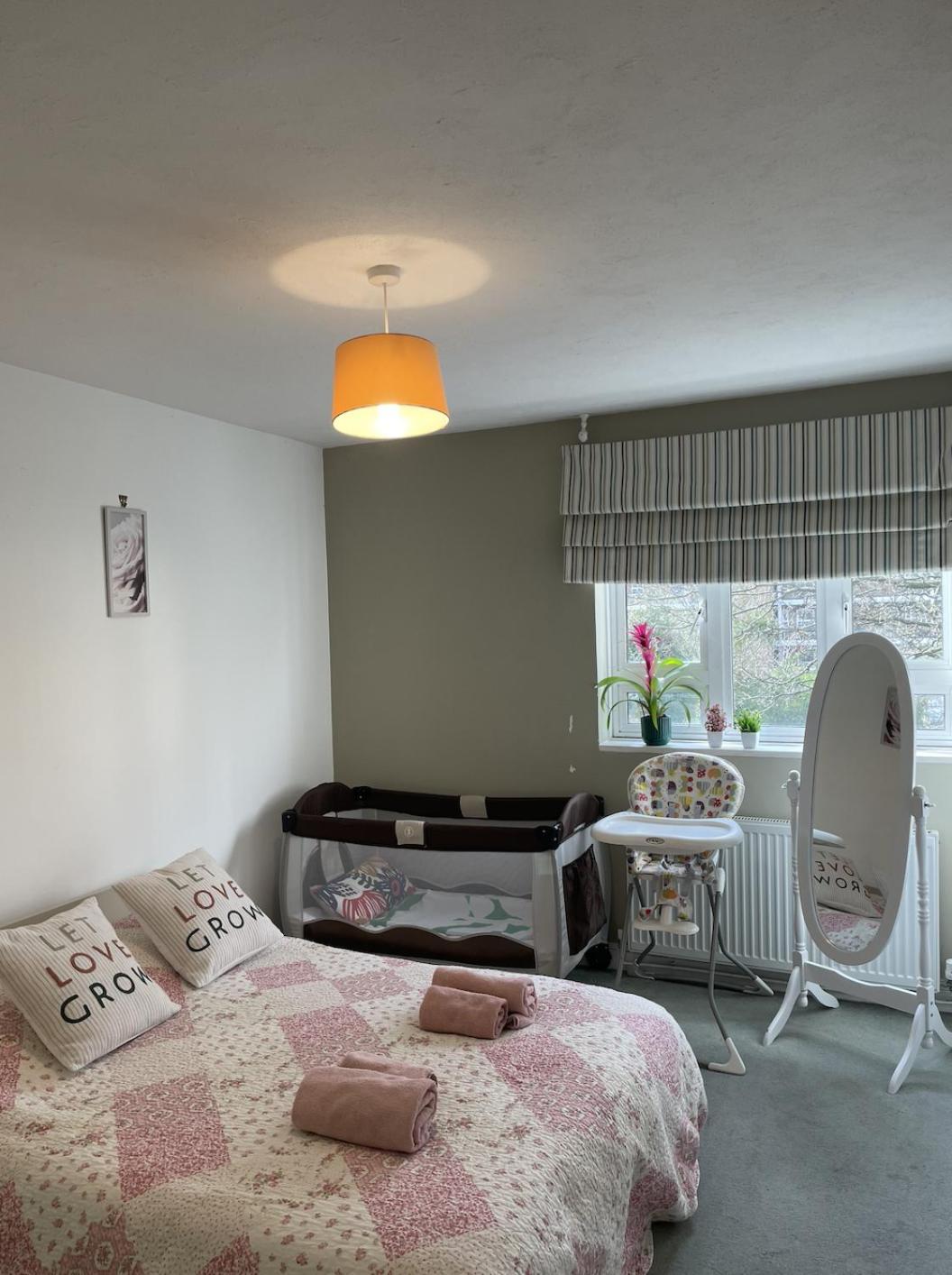 Stunning Flat Close To Regents Park And Euston Station! Londres Exterior foto